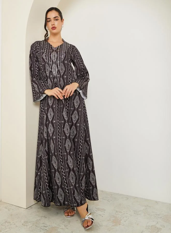 أميرة جلابية بطبعة كاملة بقصة واسعة